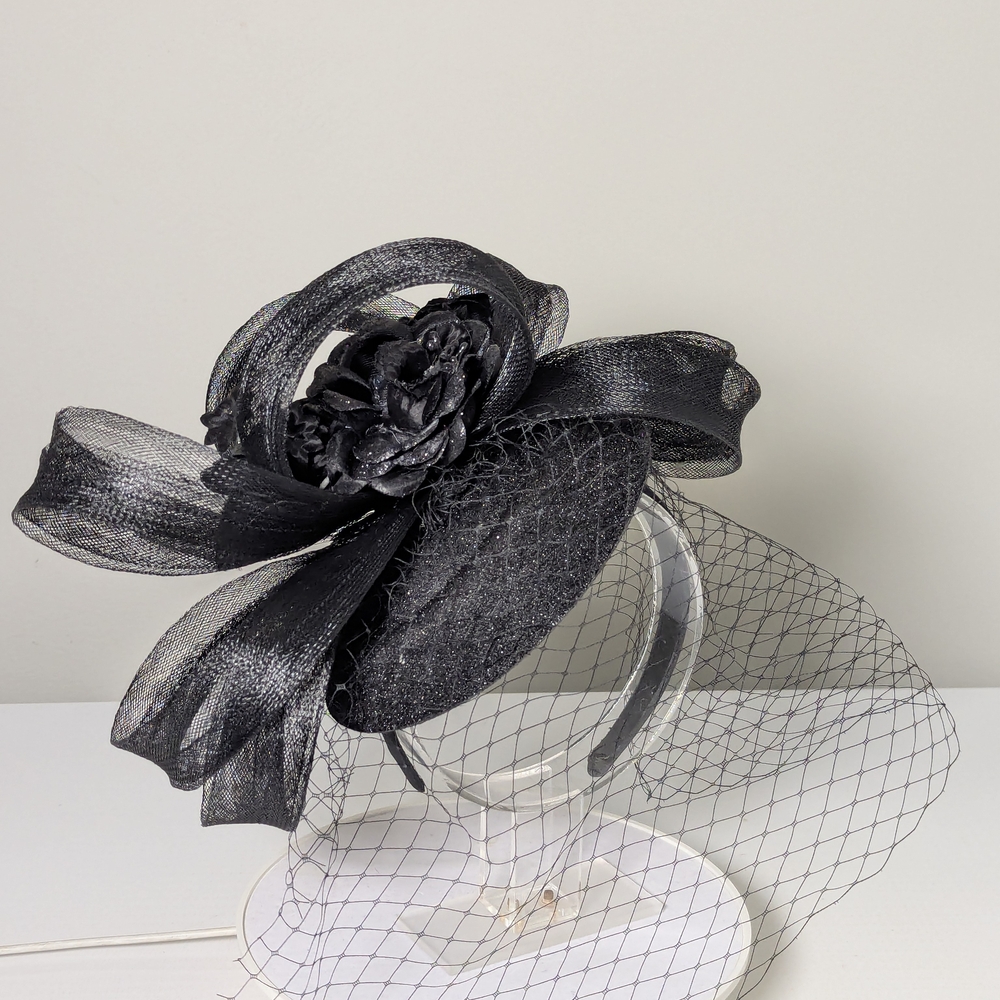 Elegant Black Floral Headpiece with Veil